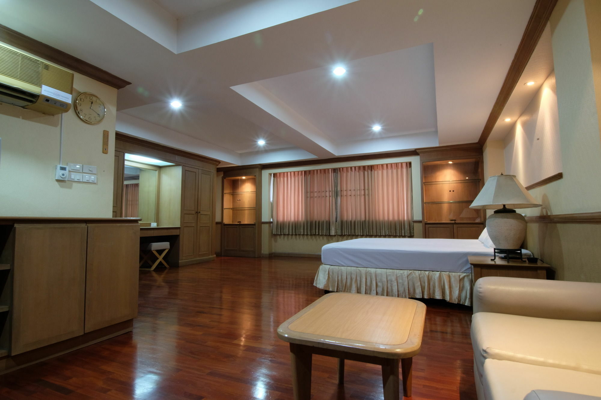 Alameda Suites Hotel Bangkok Exteriér fotografie